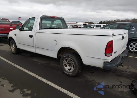 2002 Ford F-150 Xl/Xlt z USA, uszkodzony, nr VIN 1FTRF17W22NB66709